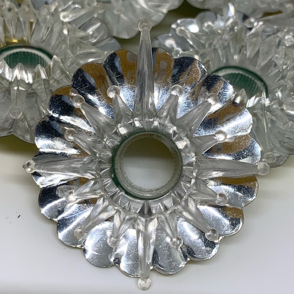 VINTAGE CHRISTMAS FOIL LIGHT REFLECTORS - Picture 6 of 6